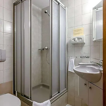 Alpfrieden 3* בטמראלפ